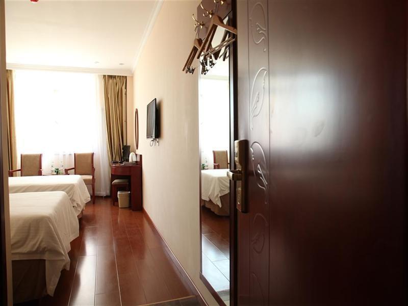Greentree Inn Beijing Pinggu District Government Express Hotel Ngoại thất bức ảnh